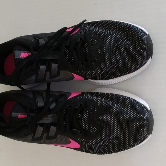 Nike Downshifter Running Sneaker 10 Black Pink - Picture 7 of 16